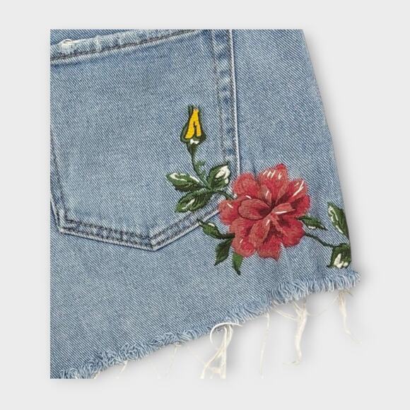 Womens Pacsun High Rise Short Flower Embroidered Shorts Size 29" Waist - Picture 8 of 9